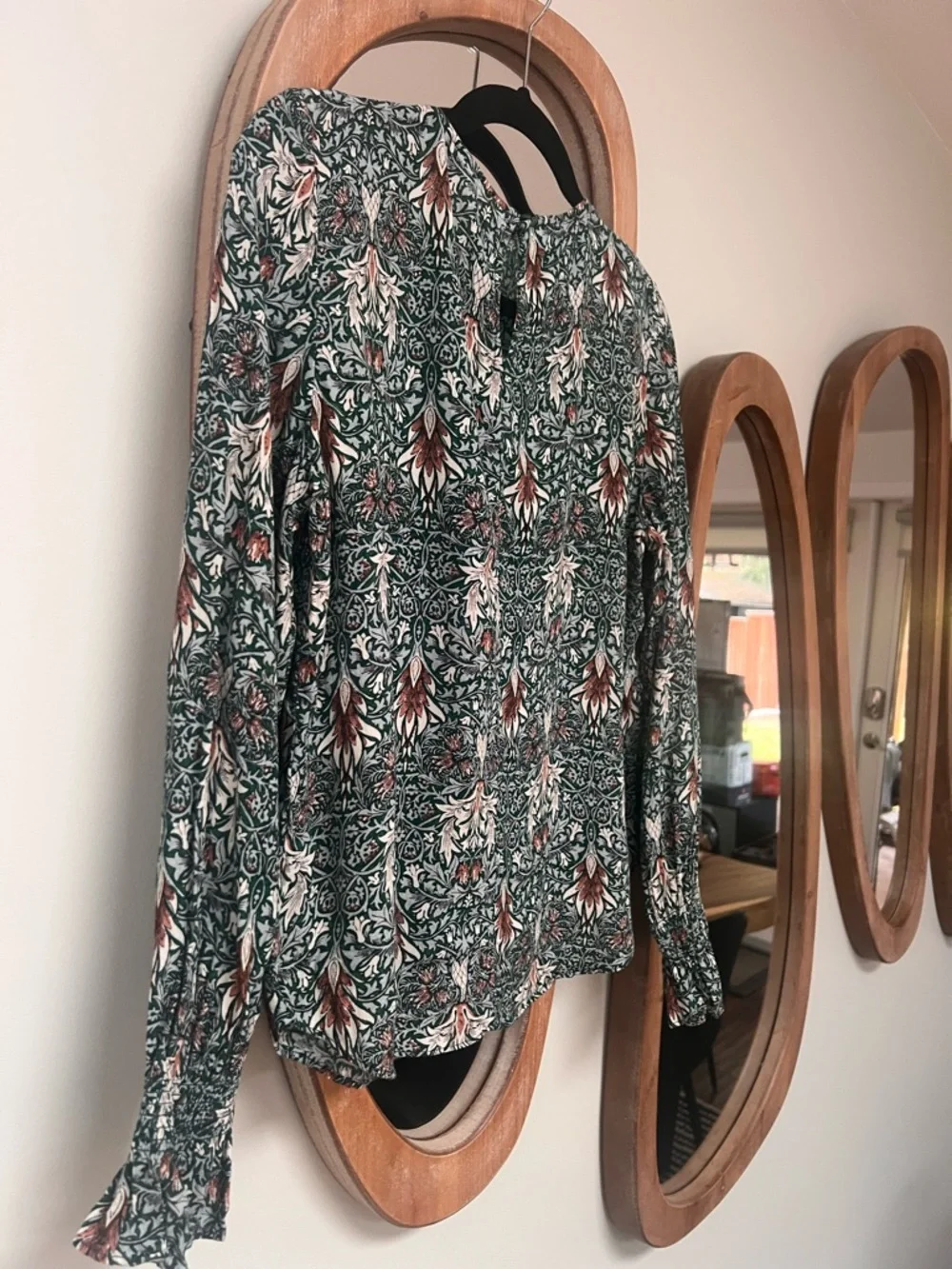 H&M Green Floral Print Long-Sleeve Blouse - Picture 5 of 5